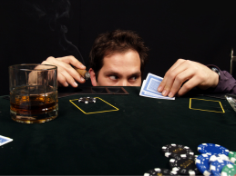 Comment bien jouer au poker: Astuces Gagnantes